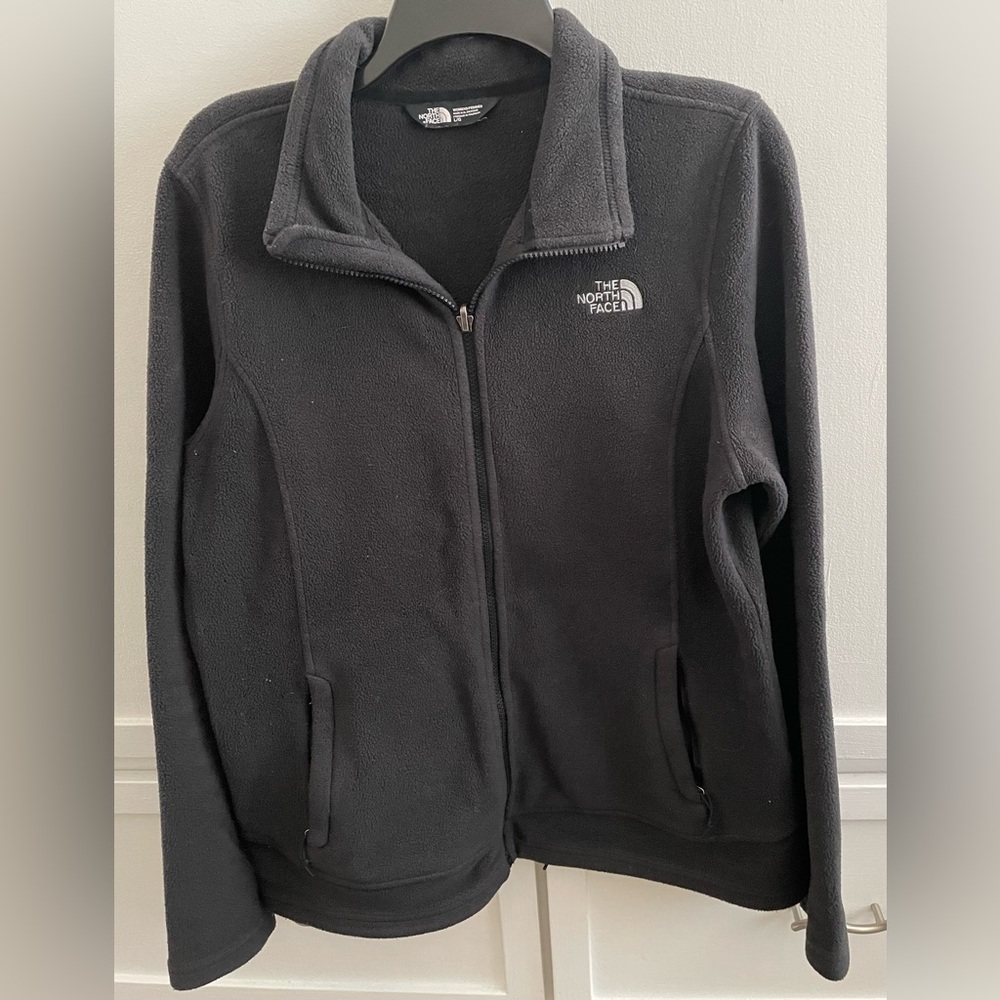 The North Face Women's Black Jacket size L excellent shape 100% polyester